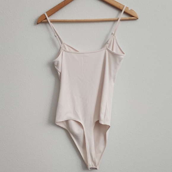 American Eagle Outfitters Ribbed Cream Bodysuit - Picture 6 of 7